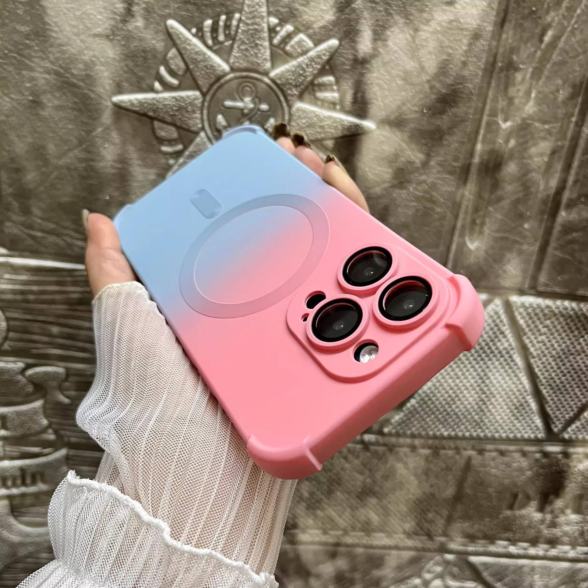 Pink gradually turns blue