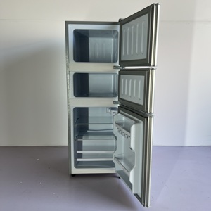 ตู้เย็นอเนกประสงค์ 3 ประตู 136 ลิตร สำหรับใช้ในบ้าน/เชิงพาณิชย์ - Product Image 4