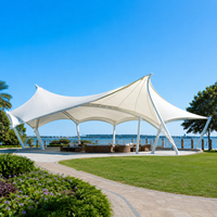 Structure de carport moderne en membrane PVDF de qualité supérieure, imperméable, résistante aux UV, pour l'extérieur, abri pour voitures d'école