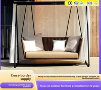 Balançoire suspendue Koehler en métal, style minimaliste moderne, pour extérieur, jardin, cour, balcon, villa, idéale pour les moments de détente.