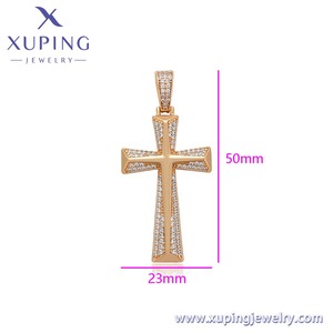 X000662031 เครื่องประดับ XUPING ทองแดงชุบทองหลากสี ประดับเพชรเทียม รูปทรงกางเขน สไตล์ฮิปฮอป แฟชั่นสำหรับแร็ปเปอร์ จี้ขนาดใหญ่ - Product Image 2