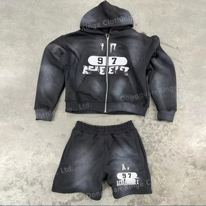 Conjunto Deportivo Personalizado Oversize con Estampado Serigrafiado y Efecto Desgastado por el Sol para Hombre, Conjunto de Dos Piezas con Pantalones Cortos y Sudadera con Cremallera - Product Image 3