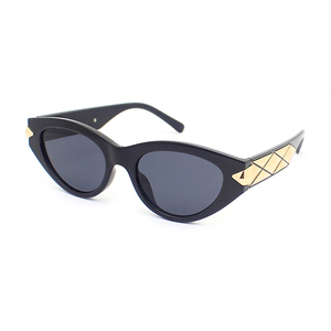 Retro Cyberpunk Cat Eye Women Sun Glasses Future Technology Luxury Fashion Punk Sunglasses Gafas De Sol - Product Image 2