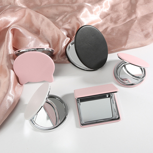 Miroir de maquillage compact élégant en forme de cœur rond <span class=keywords><strong>pour</strong></span> hommes, femmes et filles, à ranger dans <span class=keywords><strong>la</strong></span> poche, le sac à main ou le portefeuille - Product Image 4