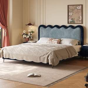 Letto matrimoniale imbottito in tessuto ciniglia francese, set di mobili per camera da letto di lusso in legno ecologico, comodo <span class=keywords><strong>comodino</strong></span> ondulato e grazioso - Product Image 3