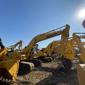 รถขุดตีนตะขาบ Komatsu PC200 มือสอง 20 ตัน สภาพใหม่มาก คุณภาพสูง ประหยัดน้ำมัน เหมาะสำหรับงานก่อสร้าง - Product Image 3