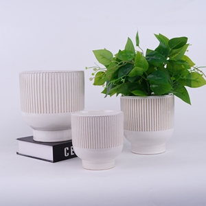 Nordique <span class=keywords><strong>moderne</strong></span> Mini pot de plante en céramique Design mignon finition émaillée de haute qualité intérieur décor à la maison application de <span class=keywords><strong>jardin</strong></span> <span class=keywords><strong>pour</strong></span> une utilisation au sol - Product Image 3