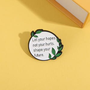 Pin de Esmalte con la Frase 'Choose Hope Not <span class=keywords><strong>Fear</strong></span>', Broche con Palabras Motivadoras, Insignia de Solapa, Joyería, Regalo para Amigos, Estilo Diario, Antiguo y Moderno - Product Image 4