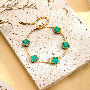 Pulsera <span class=keywords><strong>de</strong></span> <span class=keywords><strong>Acero</strong></span> <span class=keywords><strong>Inoxidable</strong></span> con Cinco Tréboles para Mujer, Estilo INS, <span class=keywords><strong>de</strong></span> Lujo, en <span class=keywords><strong>Acero</strong></span> Titanio - Product Image 1