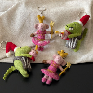 Llavero y Accesorio Decorativo de Peluche de Oso Teddy y Zorro de <span class=keywords><strong>Fieltro</strong></span> de Lana Hecho a Mano <span class=keywords><strong>en</strong></span> Nepal - Product Image 5