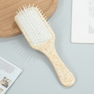 Nuevas llegadas: Peine para el cabello personalizado con logo, de acetato de celulosa de alta calidad y colorido, para mujer, ideal como artículo de regalo. - Product Image 3