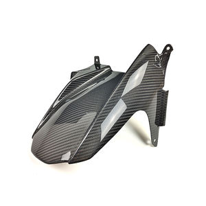 Protector Trasero de Fibra de Carbono Brillante/Mate ZHONGHONG para S1000R 2019-2022, Reemplazo Directo, Protege las Ruedas Traseras, 180 Días de Garantía - Product Image 1
