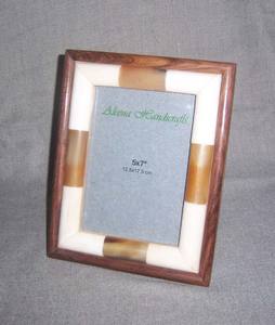 Cadre photo en bois écologique, taille personnalisée, design simple et créatif, incrustation naturelle d'os, moderne, à poser sur table, motif animal peint, pour salon - Product Image 6