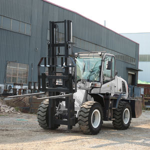 Meilleur prix Chariots élévateurs diesel tout-terrain 4x4 de 4 tonnes Moteur EPA Eur5 Bonne qualité Livraison rapide État neuf - Product Image 3