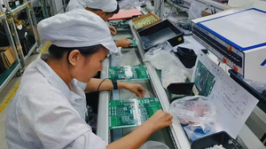 ผู้ผลิตชุดประกอบวงจรพิมพ์ PCBA แบบ 4 ชั้น FR-4 HASL สำหรับยานยนต์ IoT ผู้ให้บริการโซลูชันการผลิตแบบครบวงจรตามความต้องการ โรงงาน PCBA-076 - Product Image 4