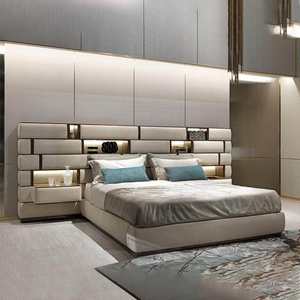 Cama King Size Italiana de Cuero Genuino de Alta Gama con Cabecera Ancha, Juego de Muebles Modernos de Lujo para Recámara Principal de Villa - Product Image 2