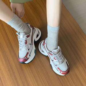 Chaussures de sport décontractées respirantes tendance blanches 2024 Nouveautés automne Explosions pour femmes à semelle épaisse Ins26 - Product Image 4