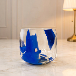 Bol en verre rond fait main résistant à la chaleur avec motif de chat bleu pour la décoration de la maison à Noël, Pâques et la Saint-Valentin - Product Image 1