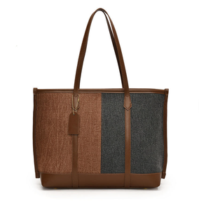 Bolso de compras de gran capacidad para mujer, versión coreana de moda, para las cuatro estaciones, nuevo diseño con cadena para llevar al hombro o cruzado. - Product Image 4