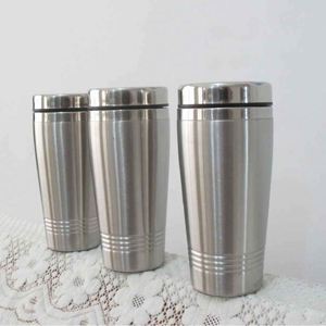 Vaso Moderno de Acero Inoxidable con Aislamiento al Vacío y Taza de Viaje - Product Image 4