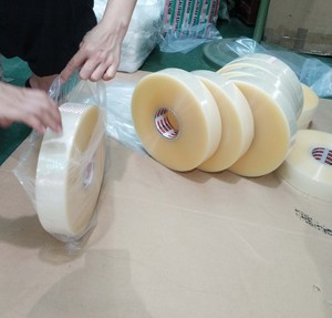 Cinta Adhesiva de Fusión en Caliente para India, Rollo Jumbo de Cinta Termofusible, 45 micras, 48 mm, 1000 m - Product Image 1