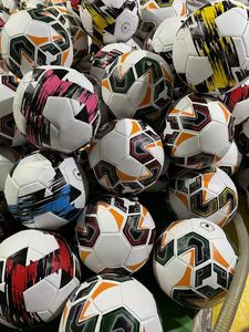 Balón De fútbol De PVC 5 de alta calidad para hombre, venta al por mayor, Bola De Futebol para tiro físico, entrenamiento crampón De, <span class=keywords><strong>partidos</strong></span> De fútbol PU - Product Image 5