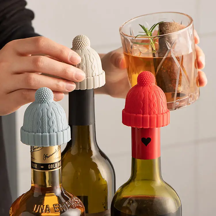 Vente chaude Écologique Champagne Bouchon De Bouteille De Vin Chapeau Conception Personnalisé Vin Accessoires Cadeau Bière Bouteille Couvercle Silicone Vin Rouge