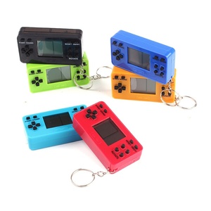 GAME BOX Mimi Mini Console <span class=keywords><strong>di</strong></span> <span class=keywords><strong>Gioco</strong></span> Portatile a Batteria Modello B-652 con Portachiavi - Product Image 4