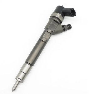 Inyector diésel de combustible de alta calidad 0445116022 0445116023 0445 116 022 059130277BE/0986435357 para VW AUDI A4 A5 A6 <span class=keywords><strong>Tuareg</strong></span> Q5 Q7 - Product Image 5