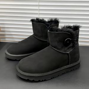 Botas de Nieve UGG de Lujo para Mujer, Cálidas y Elegantes, con Plataforma, Forro de Lana, Suela Gruesa y Cierre de Botones - Product Image 3