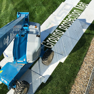 Alfombra de Plástico para Construcción de 4*8 pies, Alfombra para Camiones Volquete, Alfombra Protectora para el Suelo, Entrega en 5 Días - Product Image 1