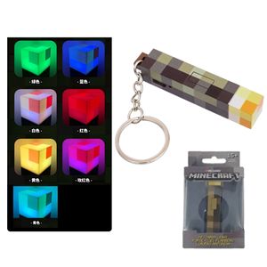 Mini lampe torche LED créative qui brille dans le noir, torche Minecrafting, porte-clés, cadeau d'anniversaire pour enfants - Product Image 2