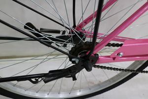 Vélo de ville <span class=keywords><strong>hollandais</strong></span> pour <span class=keywords><strong>femme</strong></span> à <span class=keywords><strong>prix</strong></span> abordable, avec jante en alliage OEM, cadre en acier, simple vitesse, 28 pouces - Product Image 6