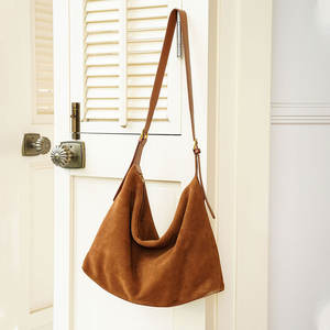 Sac à bandoulière Hobo en cuir véritable pour femmes, sac à main de grande capacité, souple, léger, portable, pour voyage, plage, affaires, décontracté - Product Image 5