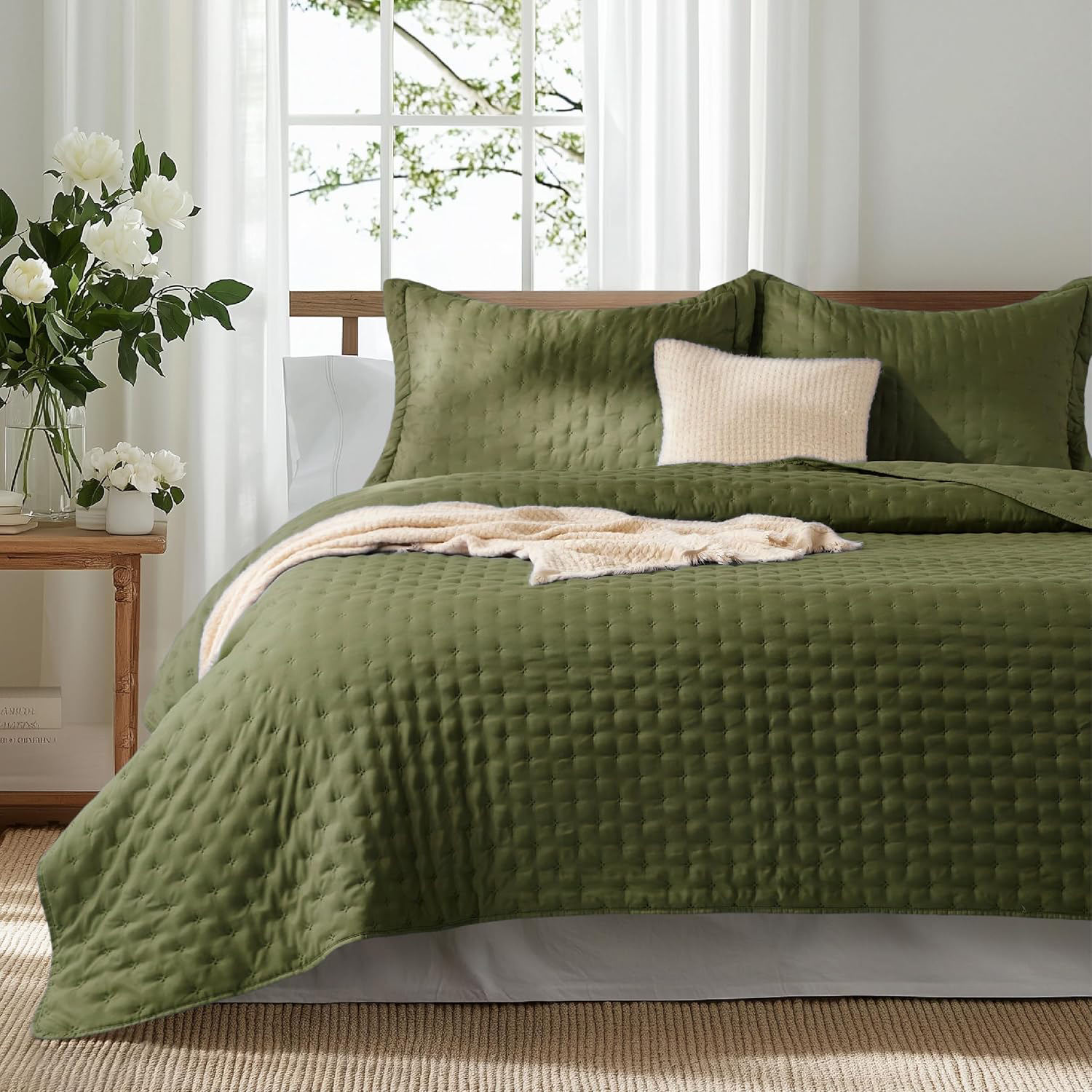 สีเขียวมะกอก