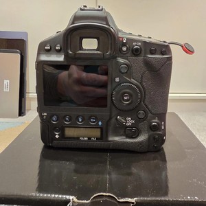 Appareil photo reflex numérique plein format professionnel HFT EOS <span class=keywords><strong>1DX</strong></span> Mark III (boîtier) – Vente en gros - Product Image 2