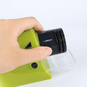 Venta al por mayor AAA alimentado por batería Mini portátil rápido multifuncional afilador de cocina verde barato cuchillo eléctrico tijera afilador - Product Image 3