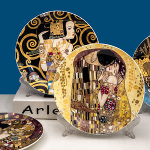 Assiette à fruits Klimt Kiss de 8 pouces, peinture à l'huile, art décoratif, assiette de service, porcelaine fine, assiette à dessert créative de 8 pouces - Product Image 3