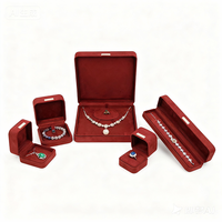 Boîte d'emballage pour collier, bracelet, boucles d'oreilles, bague, accessoires, vente en gros d'usine, logo personnalisé, boîte à bijoux en velours faite à la main