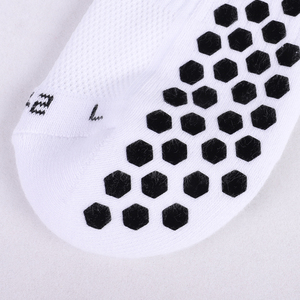 Gran oferta logotipo personalizado transpirable Terry Grip Crew calcetines flocado Grip calcetines flocado antideslizante Crew Grip calcetines con logotipo inferior - Product Image 3