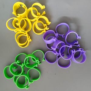 ห่วงขาไก่ทำจากวัสดุพลาสติกมีหลายขนาดและมีสีสัน - Product Image 5