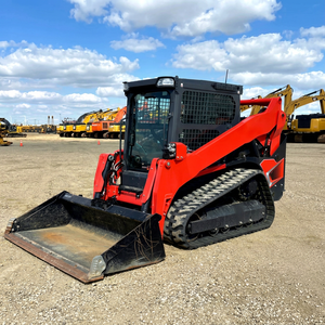 รถตักล้อยางขนาดเล็ก Kubota Foton SVL97-3 พร้อมบุ้งกี๋หน้า เครื่องยนต์ดีเซล สีเหลือง กำลังสูง อุปกรณ์ก่อสร้าง - Product Image 1