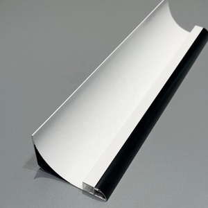 Profilé LED en aluminium sans rainures pour éclairage de plinthe, idéal pour la décoration lumineuse moderne de cuisines, salons et chambres, durable - Product Image 3