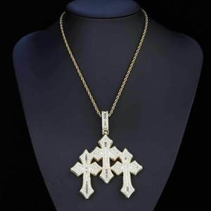 Colgantes de daga con diseño de flor de lis, con moissanita VVS, de Plata 925, estilo vintage, medallón de escudo real, con brillo, que pasan la prueba GRA, Fábrica B2B - Product Image 1