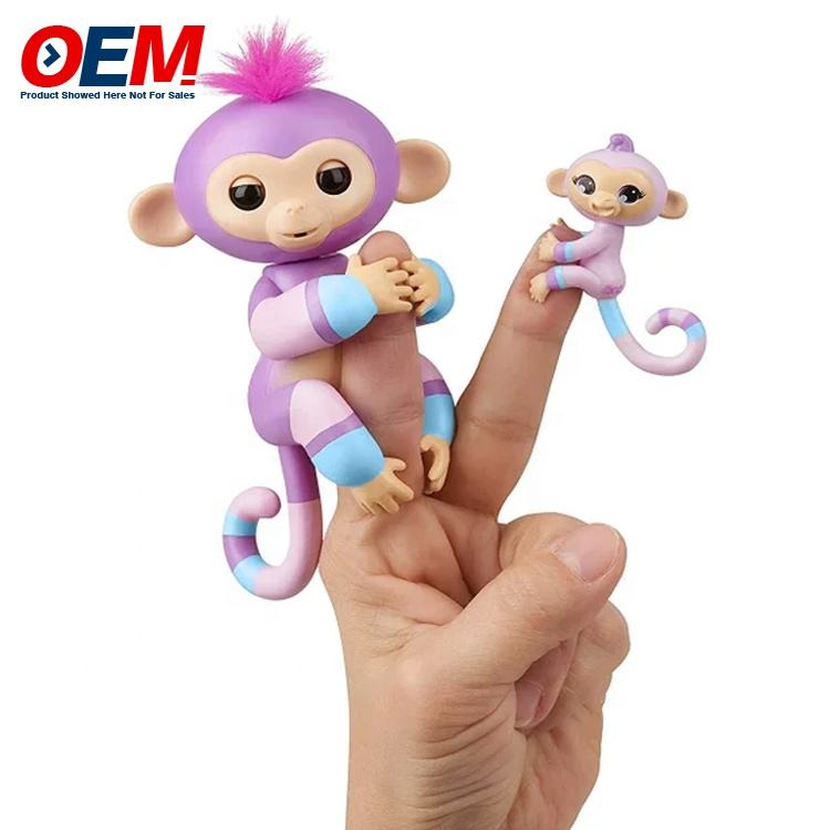 Fingerlings Monkey interactive toy for children of all ages