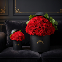 Valentijnsdaggeschenken, cadeauset, cadeauverpakking voor Valentijnsdag, geconserveerde rozen in doos