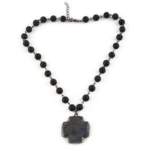 <span class=keywords><strong>Collana</strong></span> Girocollo da Donna alla Moda con Ciondolo a Croce Solider, Catena a <span class=keywords><strong>Rosario</strong></span> Nera e Gemma Naturale di Howlite Bianca, Gioielli Etnici Personalizzabili - Product Image 6