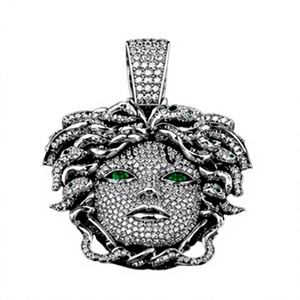 Colgante Hamsa de Acero Inoxidable Plateado con Incrustaciones de Diamantes, Amuleto de Filigrana, Joyería de Lujo, Regalo - Product Image 2