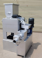Machine automatique commerciale de fabrication de savon avec moteur / Ligne de production de savon en barre pour bain et toilettes 150 kg/h