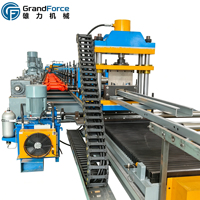 Machine de profilage rapide pour canaux en C avec unité de poinçonnage indépendante, boîte de vitesses, entraînement par arbre universel et découpe en vol